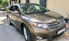 Toyota Venza 2010 - Cần bán Toyota Venza 2.7 năm 2010, màu nâu, xe nhập, giá 700tr