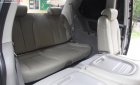 Kia Carnival   2010 - Bán xe Kia Carnival 2.7 MT đời 2010, màu bạc, nhập khẩu 