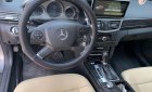 Mercedes-Benz E class 2009 - Cần bán gấp Mercedes E250 năm sản xuất 2009, xe nhập