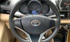 Toyota Vios 2017 - Bán ô tô Toyota Vios 1.5E đời 2017, màu vàng số sàn