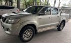 Toyota Hilux 2012 - Bán Toyota Hilux 4x4 MT sản xuất năm 2012, màu bạc, nhập khẩu còn mới giá cạnh tranh