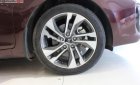 Kia Rondo GAT 2.0AT 2018 - Cần bán xe Kia Rondo GAT 2.0AT sản xuất 2018, màu nâu số tự động, 575 triệu