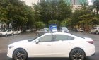Mazda 6 2.0 2018 - Cần bán gấp Mazda 6 2.0 2018, màu trắng