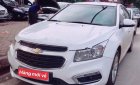 Chevrolet Cruze LT 1.6L 2017 - Bán Chevrolet Cruze LT 1.6L 2017, màu trắng như mới, giá 358tr