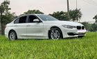 BMW 3 Series   2013 - Bán xe BMW 320i 2013, màu trắng, xe nhập 