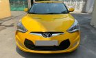 Hyundai Veloster 2012 - Bán Hyundai Veloster sản xuất năm 2012, màu vàng, nhập khẩu số tự động