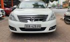 Nissan Teana 2010 - Cần bán gấp Nissan Teana sản xuất năm 2010, màu trắng, 415 triệu