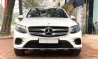 Mercedes-Benz GLC-Class GLC 300  2017 - Cần bán lại Mercedes GLC 300 đời 2017, màu trắng, giá tốt