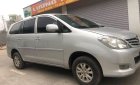 Toyota Innova 2011 - Cần bán Toyota Innova 2011, màu bạc