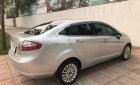 Ford Fiesta 2011 - Cần bán lại xe Ford Fiesta đời 2011, màu bạc giá cạnh tranh