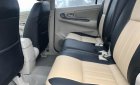 Toyota Innova 2015 - Bán nhanh chiếc Toyota Innova E 2.0MT đời 2015 màu bạc, giao xe nhanh