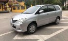 Toyota Innova   2010 - Cần bán gấp Toyota Innova 2010, màu bạc, 330 triệu