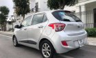 Hyundai Grand i10   2015 - Bán Hyundai Grand i10 đời 2015, màu bạc, nhập khẩu, số tự động