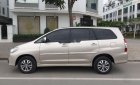 Toyota Innova 2015 - Xe Toyota Innova sản xuất 2015, màu vàng, giá 428tr