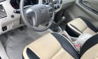 Toyota Innova E 2015 - Cần bán lại xe Toyota Innova E sản xuất năm 2015, màu bạc