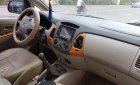 Toyota Innova   2011 - Cần bán gấp Toyota Innova năm 2011, màu bạc xe gia đình, 395tr