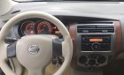 Nissan Grand livina    2011 - Cần bán xe Nissan Grand livina 2011, màu xám, xe nhập