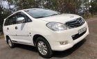 Toyota Innova 2010 - Gia đình cần bán nhanh Toyota Innova 2.0G đời 2010, màu trắng, giá thấp 