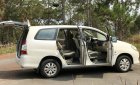 Toyota Innova 2010 - Gia đình cần bán nhanh Toyota Innova 2.0G đời 2010, màu trắng, giá thấp 