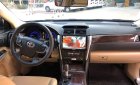 Toyota Camry 2016 - Cần bán Toyota Camry 2.0E năm sản xuất 2016, màu đen, 820tr