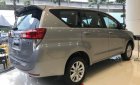 Toyota Innova 2.0 AT Ventuner 2020 - Bán ô tô Toyota Innova 2.0 AT Ventuner năm 2020, màu bạc