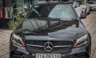 Mercedes-Benz C class C300 2019 - Cần bán gấp Mercedes C300 đời 2020, màu đen, xe siêu lướt