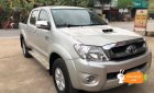 Toyota Hilux 2009 - Bán ô tô Toyota Hilux sản xuất năm 2009, màu bạc, 325 triệu