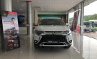 Mitsubishi Outlander 2020 - Cần bán Mitsubishi Outlander đời 2020, màu trắng