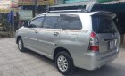 Toyota Innova 2.0E 2013 - Bán Toyota Innova 2.0E đời 2013, màu bạc, giá 398tr