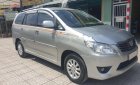 Toyota Innova 2.0E 2013 - Bán Toyota Innova 2.0E đời 2013, màu bạc, giá 398tr