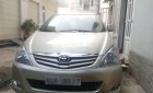 Toyota Innova   2009 - Cần bán Toyota Innova sản xuất năm 2009, xe gia đình