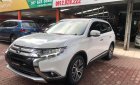 Mitsubishi Outlander 2018 - Bán xe Mitsubishi Outlander đời 2018, màu trắng số tự động