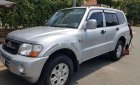 Mitsubishi Pajero     2006 - Bán Mitsubishi Pajero đời 2006, màu bạc, nhập khẩu nguyên chiếc số sàn, giá tốt