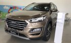 Hyundai Tucson   2019 - Bán xe Hyundai Tucson 1.6 Turbo đời 2019, màu nâu vàng giá cạnh tranh