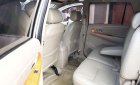 Toyota Innova   2010 - Cần bán xe Toyota Innova sản xuất 2010, màu bạc xe gia đình