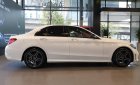 Mercedes-Benz C300 C300 AMG   2019 - Cần bán gấp Mercedes C300 AMG 2019, màu trắng