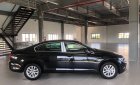 Volkswagen Passat 2018 - Volkswagen Passat Comfort nhập khẩu nguyên chiếc, tặng 100% phí trước bạ, trả góp 0% 1 năm, lấy xe về chỉ từ 300tr