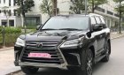 Lexus LX LX570 2016 - Xe chính chủ bán Lexus LX570 sx 2016 nhập khẩu Trung Đông, full option