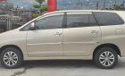 Toyota Innova E 2015 - Bán xe Toyota Innova 2.0E 2015 màu nâu vàng, xe đẹp đi kĩ chính hãng Toyota Sure