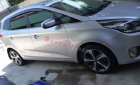 Kia Rondo   GAT 2016 - Xe Kia Rondo GAT đời 2016, màu bạc, giá tốt