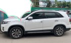Kia Sorento 2016 - Bán Kia Sorento sản xuất năm 2016, màu trắng xe gia đình