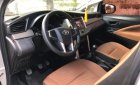 Toyota Innova   2.0E 2018 - Cần bán gấp Toyota Innova 2.0E sản xuất 2018, màu bạc