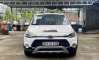 Hyundai i20 Active    2015 - Cần bán Hyundai i20 Active đời 2015, màu trắng, nhập khẩu  