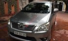 Toyota Innova   2.0E  2013 - Cần bán gấp Toyota Innova 2.0E năm sản xuất 2013, màu bạc còn mới