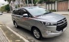 Toyota Innova   E  2019 - Cần bán lại xe Toyota Innova E năm sản xuất 2019, màu bạc