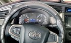 Toyota Innova 2018 - Cần bán gấp Toyota Innova 2018, màu bạc còn mới, giá tốt