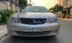 Toyota Camry 2004 - Bán Toyota Camry sản xuất 2004, màu bạc số tự động