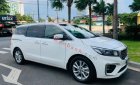 Kia Sedona 2020 - Bán xe Kia Sedona sản xuất năm 2020, màu trắng