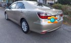 Toyota Camry 2016 - Bán xe Toyota Camry năm 2016, màu bạc còn mới