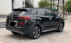 Hyundai Tucson 2020 - Bán Hyundai Tucson 2020, màu đen, giá chỉ 893 triệu
